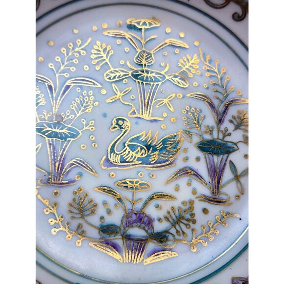 Trinket/Jewelry Dish Andrea by Sadek-Japan-Gold Outlined-Swan-Purple-Scalloped - Picture 4 of 12